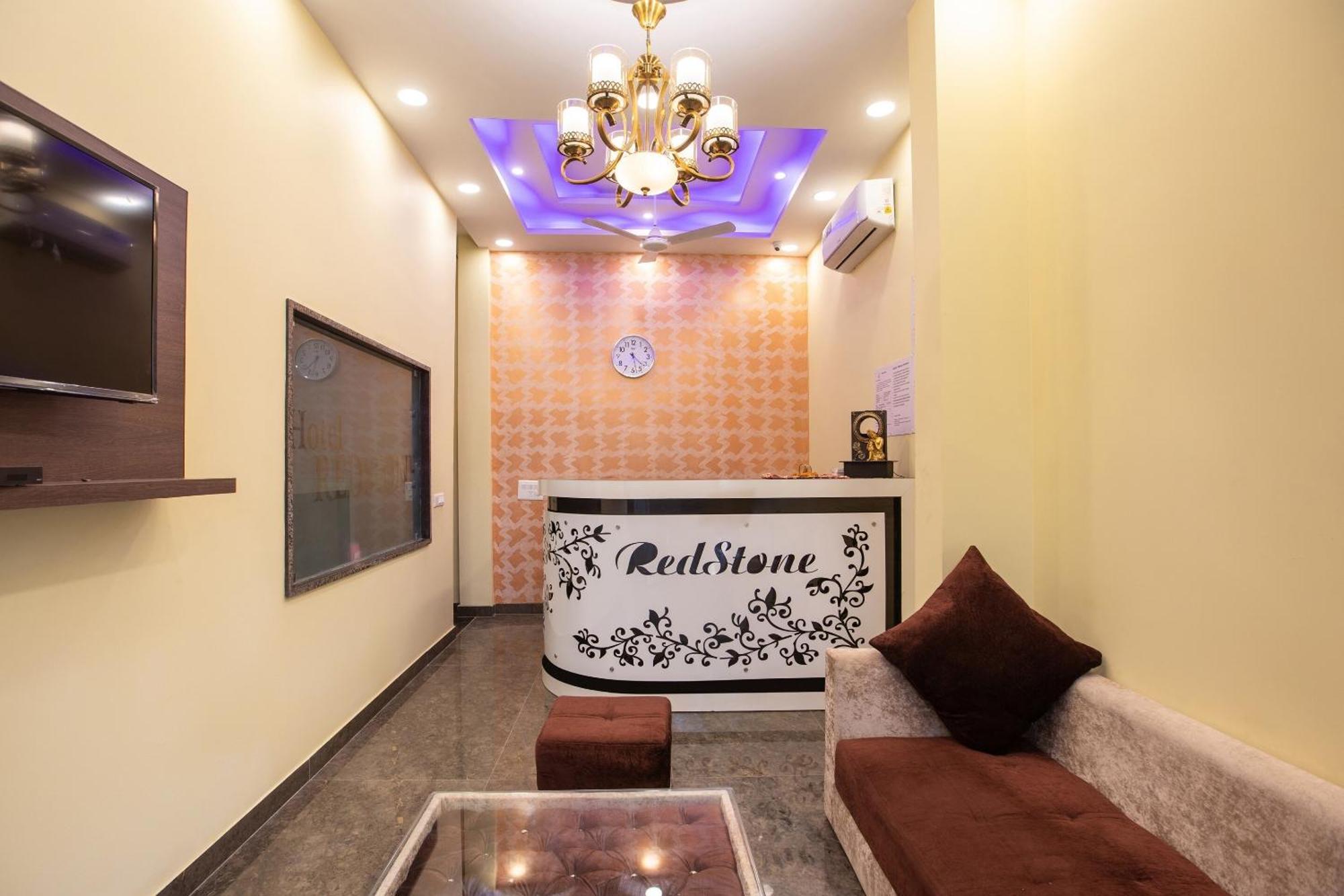 Super Oyo Hotel O Red Stone Inn New Delhi Exterior photo